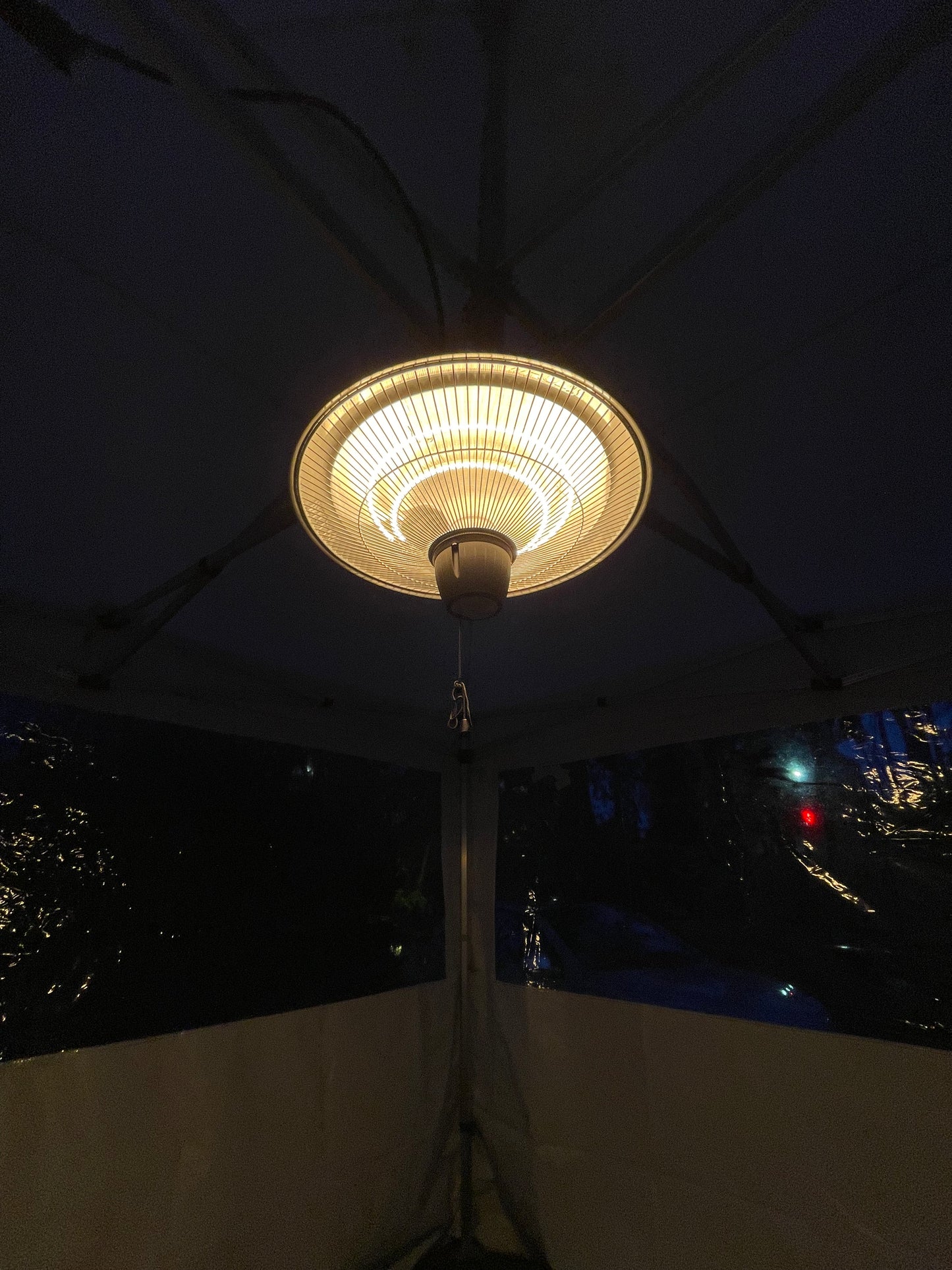 Hanging heat lamps (1500W)