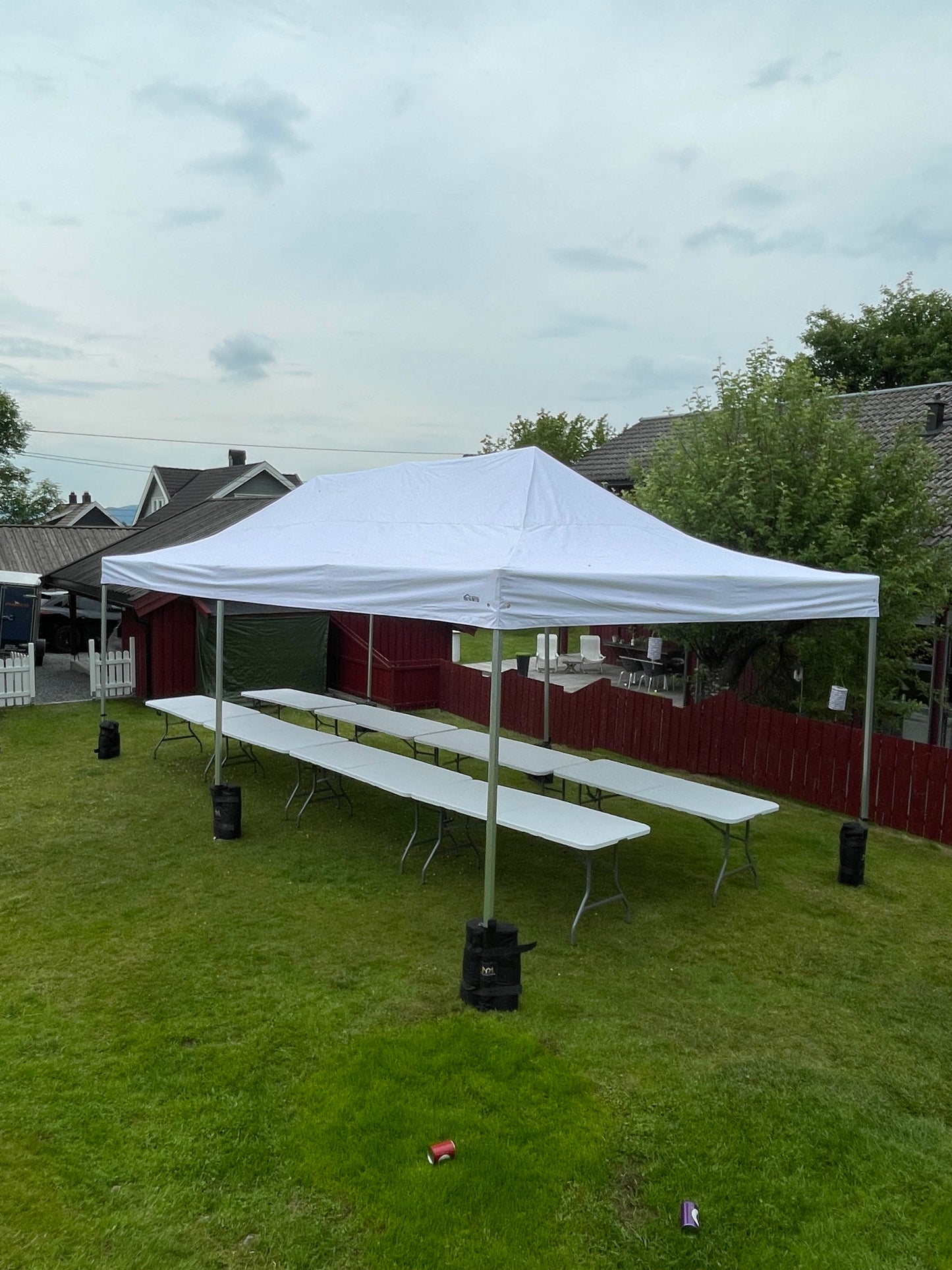 4X8M Pop-Up Telt Uten Vegger 32-40 Pers (Inkludert opprigg og nedrigg)
